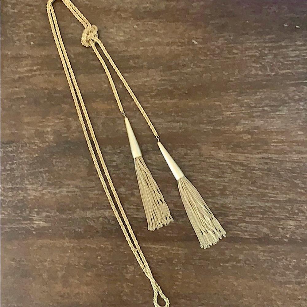 Kendra Scott Necklace
